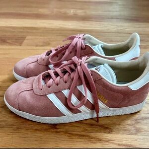 Adidas Gazelle Pink Suede Sneakers. Size 7.5
